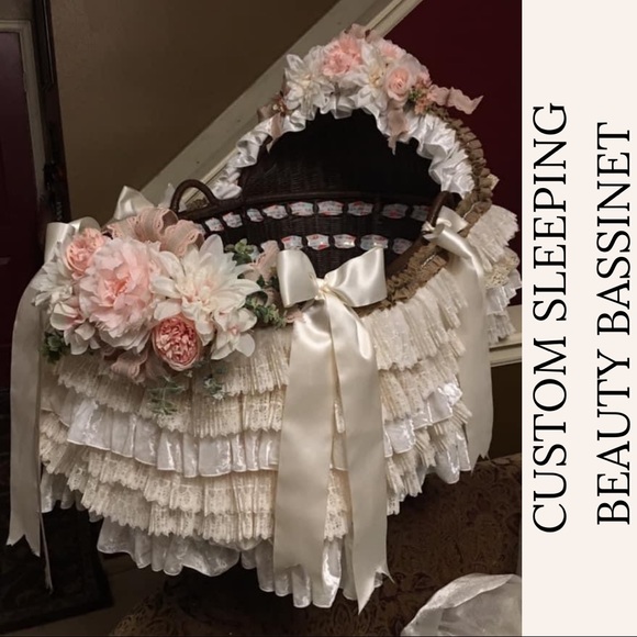 CUSTOM ORDER SLEEPING BEAUTY THEMED BABY GIRL BASSINET - Picture 2 of 5